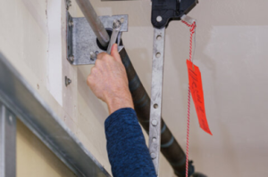 garage_door_repair_in_toronto-392x260